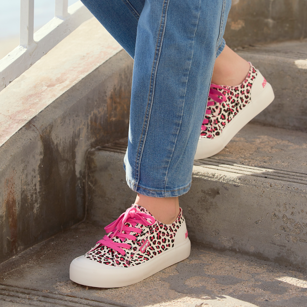 Jazzin Plus Pink Leopard Sneaker - Rocket Dog
