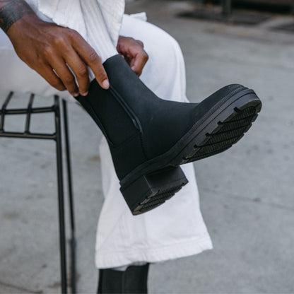 Iggie Black Chelsea Boot - Rocket Dog